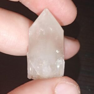 Ponta de Quartzo Lemuriano Portuguesa – Véu de Luz Suave – Ref. MPL5