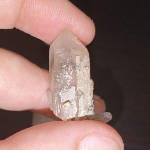 Ponta de Quartzo Lemuriano Portuguesa – Guardiã das Raízes Ancestrais – Ref. MPL4